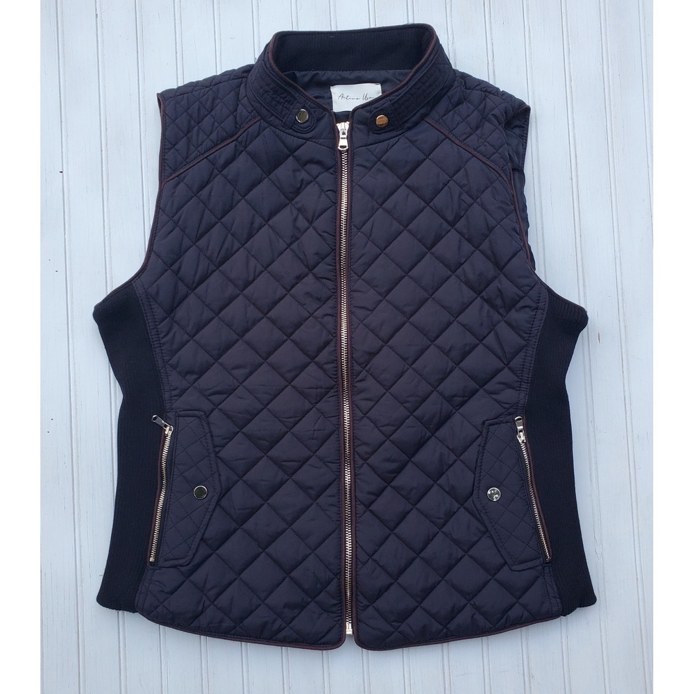 Active USA Black Diamond Quilted Vest Gold Hardware Ribbed Sides L